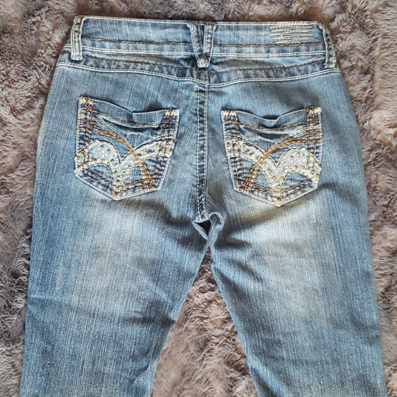 1st Kiss straight leg jeans🔥 - Picture 5 of 6